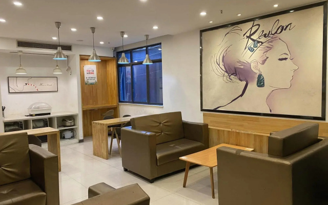 7Days Premium Chongqing Tongliang Square