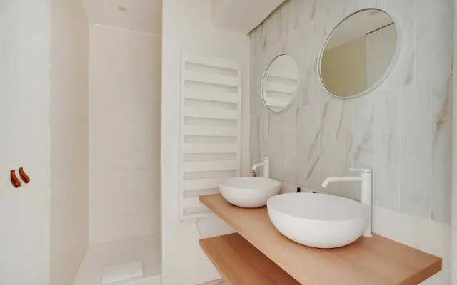 Elegant Apartment - 2br/4p - Near Invalides