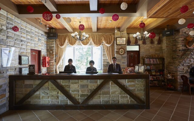 Florence Resort Villa - European Manor
