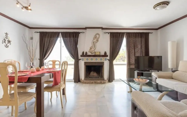 MalagaSuite Beautiful Village Calahonda