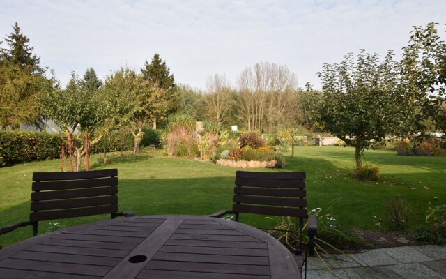 Snug Bungalow in Alt Farpen With Garden