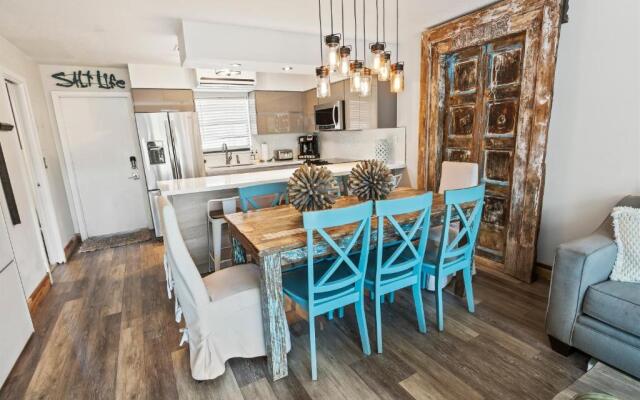 C-VOTED REMODELED UNIT! KAYAKs, MARINA,