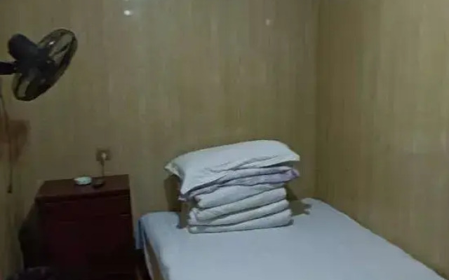 Huali Hostel