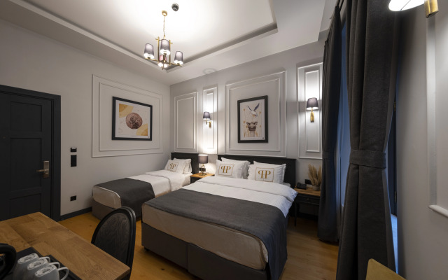 Ferman Port Hotel - Special Class