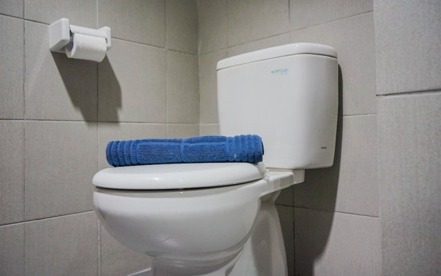 Minimalist Studio Bintaro Icon Apartment near British School – Bathroom – South Tangerang