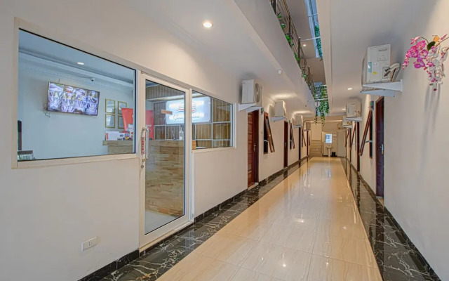 Vania Residence