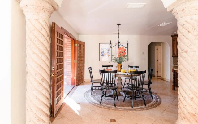 Rancho Cristal - Desert Oasis w Waterslide & Sauna