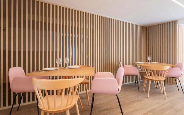 Halley Hotel & Apartments Affiliated by Melia