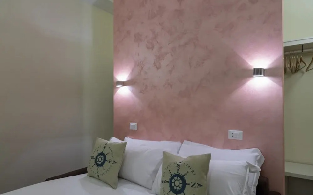 Porto Antico Studio Apartment by Wonderful Italy