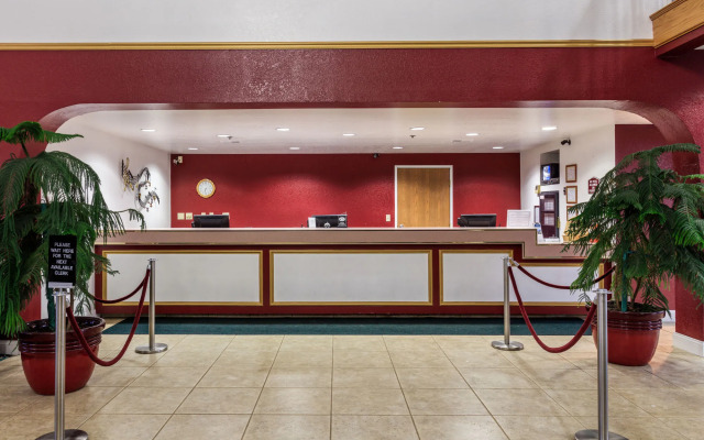 Branson Towers Hotel