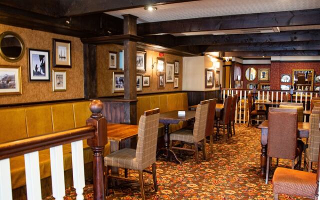 Bridport Arms Hotel
