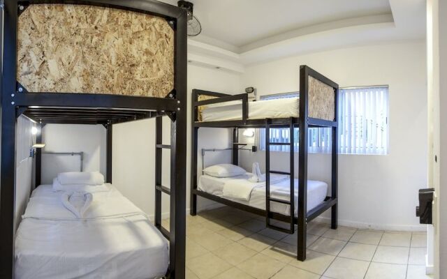 Urban Beach Chic Hostel