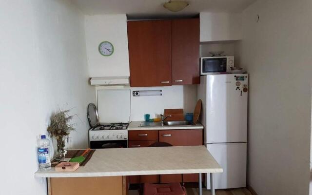 Drvenik, Apartman 1m from sea