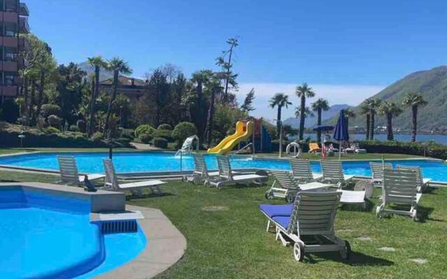 Appartamento con piscina e sauna Bissone