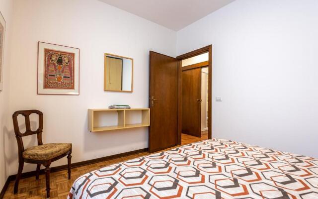 Terraced house on the lakeside of Gravedona - Larihome A04