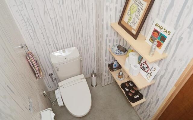 Cocoroom Guesthouse Cafe and Garden - Hostel