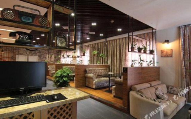 Zhenjiang Kaiyin Hotel (Jiangsu University)