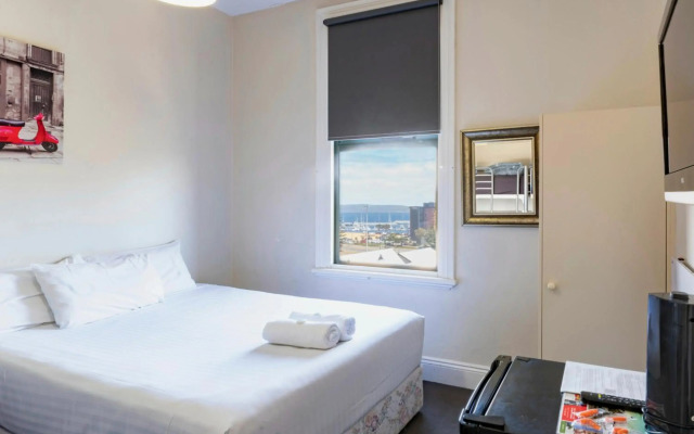 Six Degrees Boutique Hotel