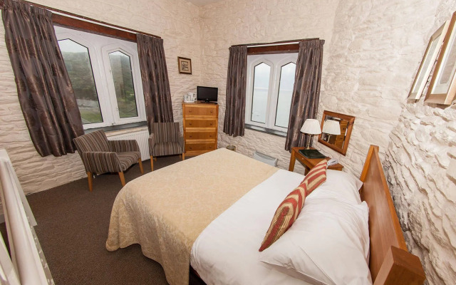 Whitsand Bay Hotel