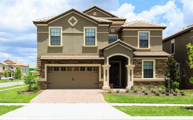 Champions Gate - Eight Bedroom Villa - CG008