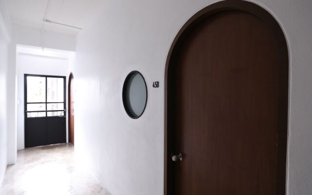 Apartment45 Hostel - Adults Only