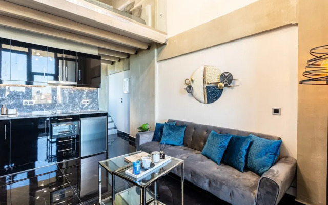 Ventiri Lofts - Cozy Penthouse With Balcony