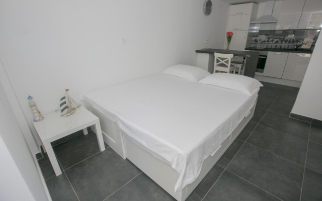 Studio apartment Marina - with parking : SA1 Split, Riviera Split