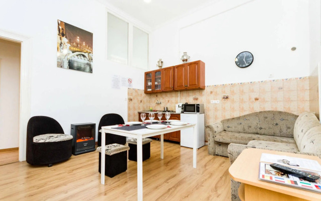 Grand Boulevard Apartments