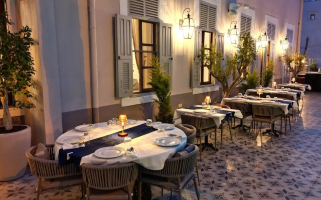 Rasim Palas (Adults Only +12)