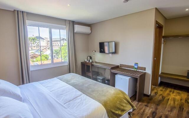 Flame Hotel Canela
