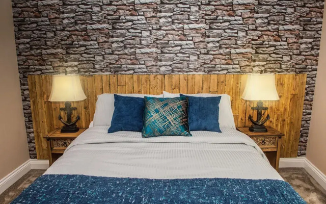 Charlestown Retreat Apartment