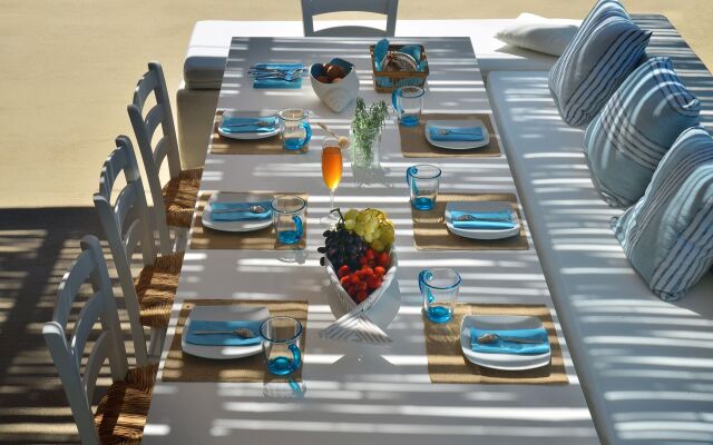 Bohemian Blue Crete