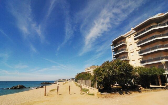 HomeHolidaysRentals Bon Repos