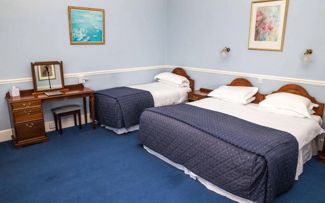 The Queens Hotel