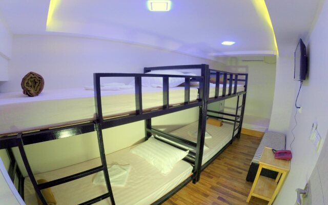 November Hostel