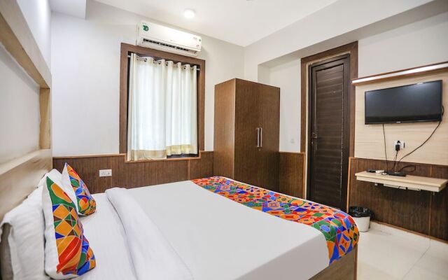 Fabhotel The Horizon