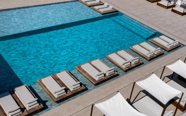 Manoulas Beach Mykonos Resort