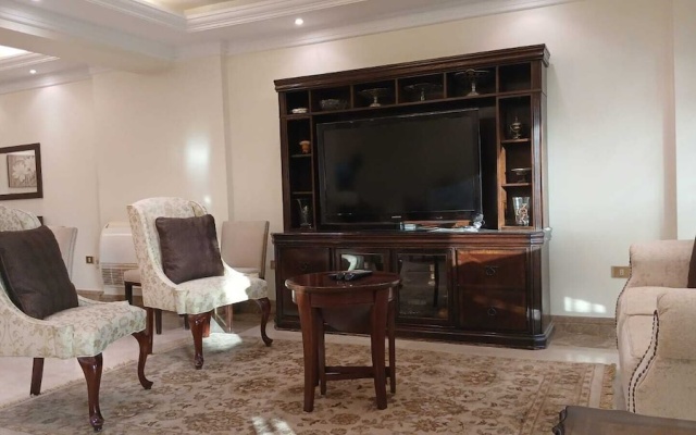 The Nile View 4BDR Apartment