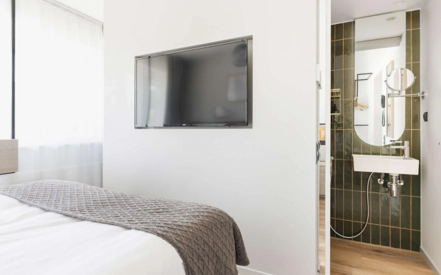Oru Hub Hotel Tallinn - Handwritten Collection