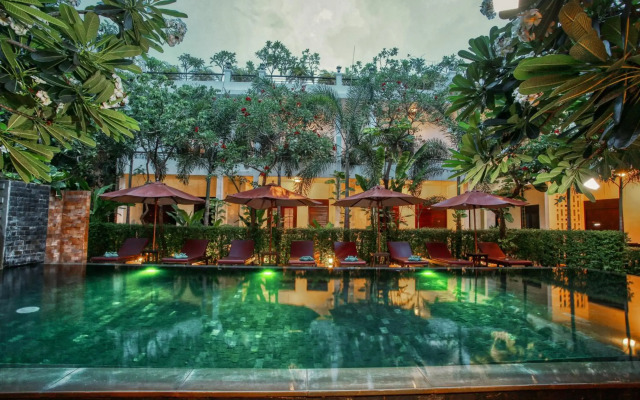 The Moon Residence & Spa