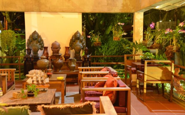 Ropanha Boutique Hotel