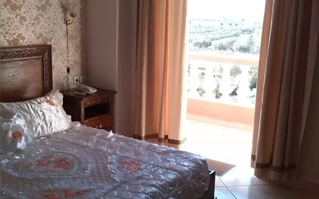 Riad Firdaous Achark