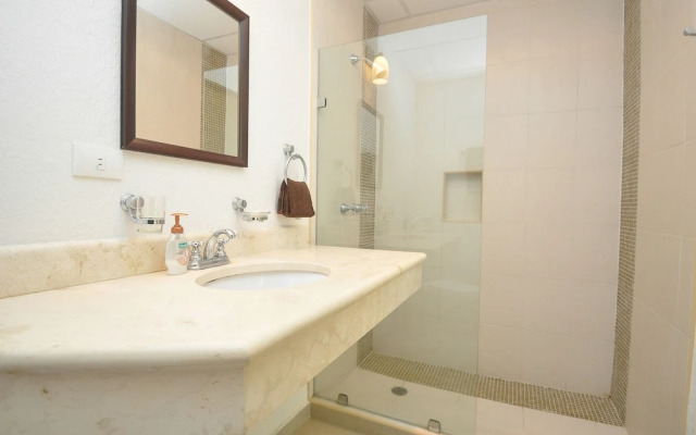 Pelicanos 203 by Vimex