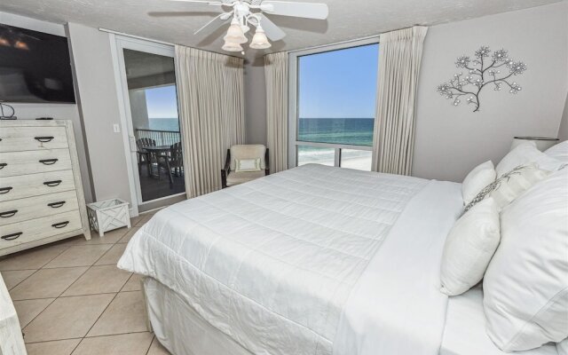 Shoreline Towers 1063 2 Bedroom Condo by RedAwning