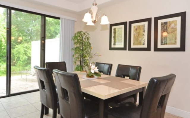 Fountains Retreat 4 Bedroom Condo by RedAwning