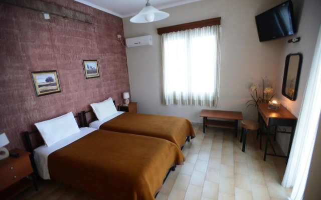 Argo Hotel