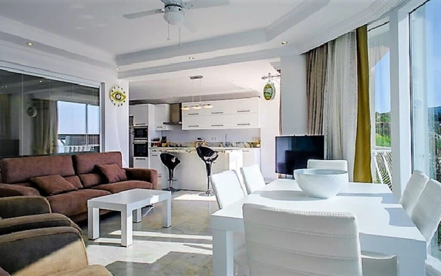 Emilia Luxury Apartments