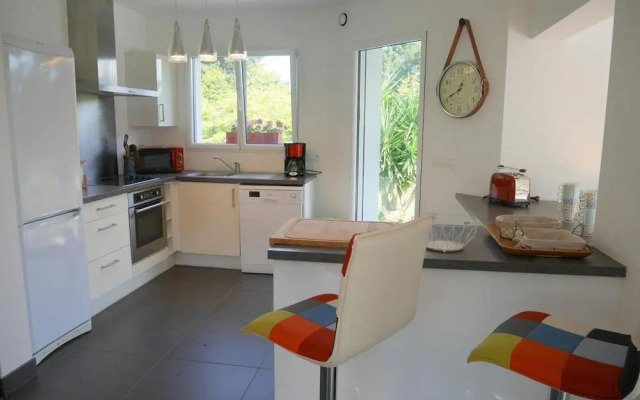 HOLIDAY HOME DOUARNENEZ-TRéBOUL - BRE06106I-F