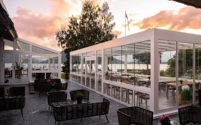 Rosendal Fjordhotel