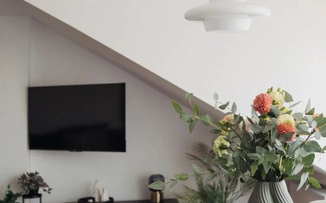 Riverside Nest - LoftAffair